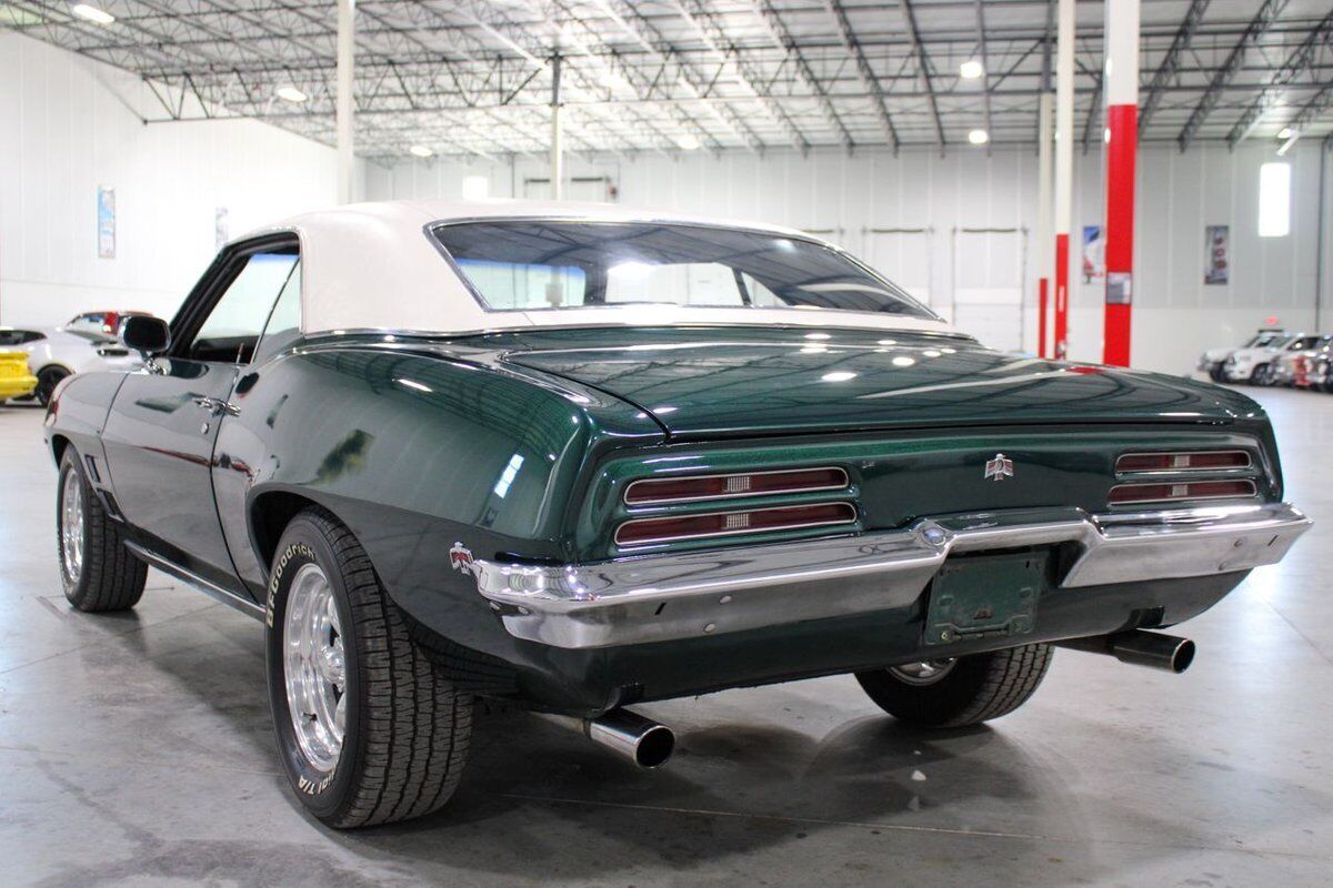 Pontiac-Firebird-Coupe-1969-4