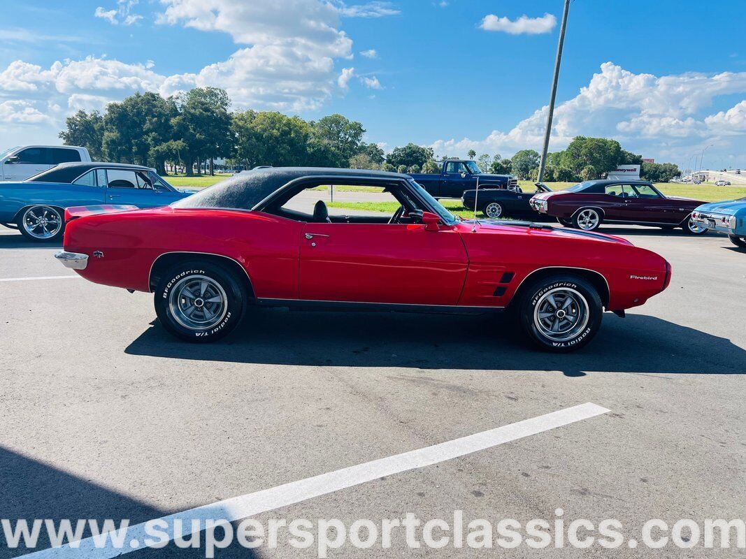 Pontiac-Firebird-Coupe-1969-6