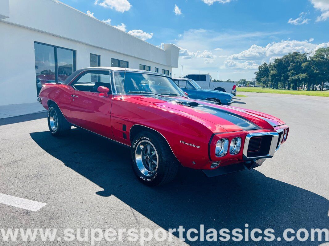 Pontiac-Firebird-Coupe-1969-7