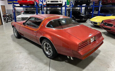 Pontiac-Firebird-Coupe-1976-5