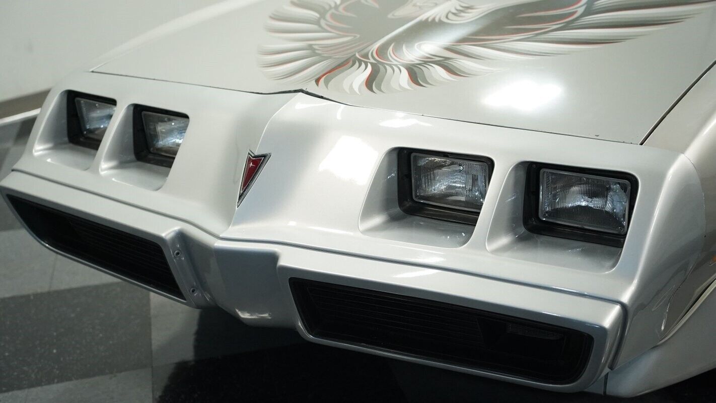 Pontiac-Firebird-Coupe-1979-17