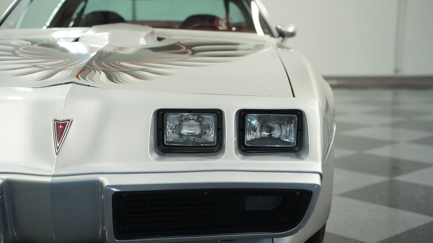 Pontiac-Firebird-Coupe-1979-18