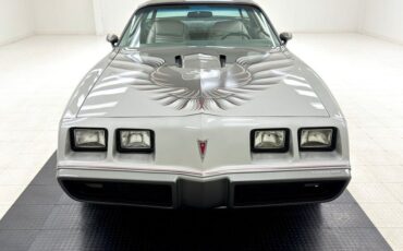 Pontiac-Firebird-Coupe-1979-8