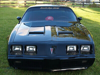 Pontiac-Firebird-Coupe-1981-2