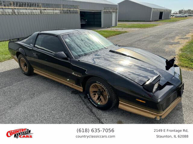 Pontiac-Firebird-Coupe-1984-10