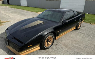 Pontiac-Firebird-Coupe-1984-5