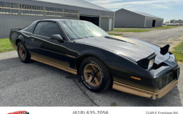 Pontiac-Firebird-Coupe-1984-9