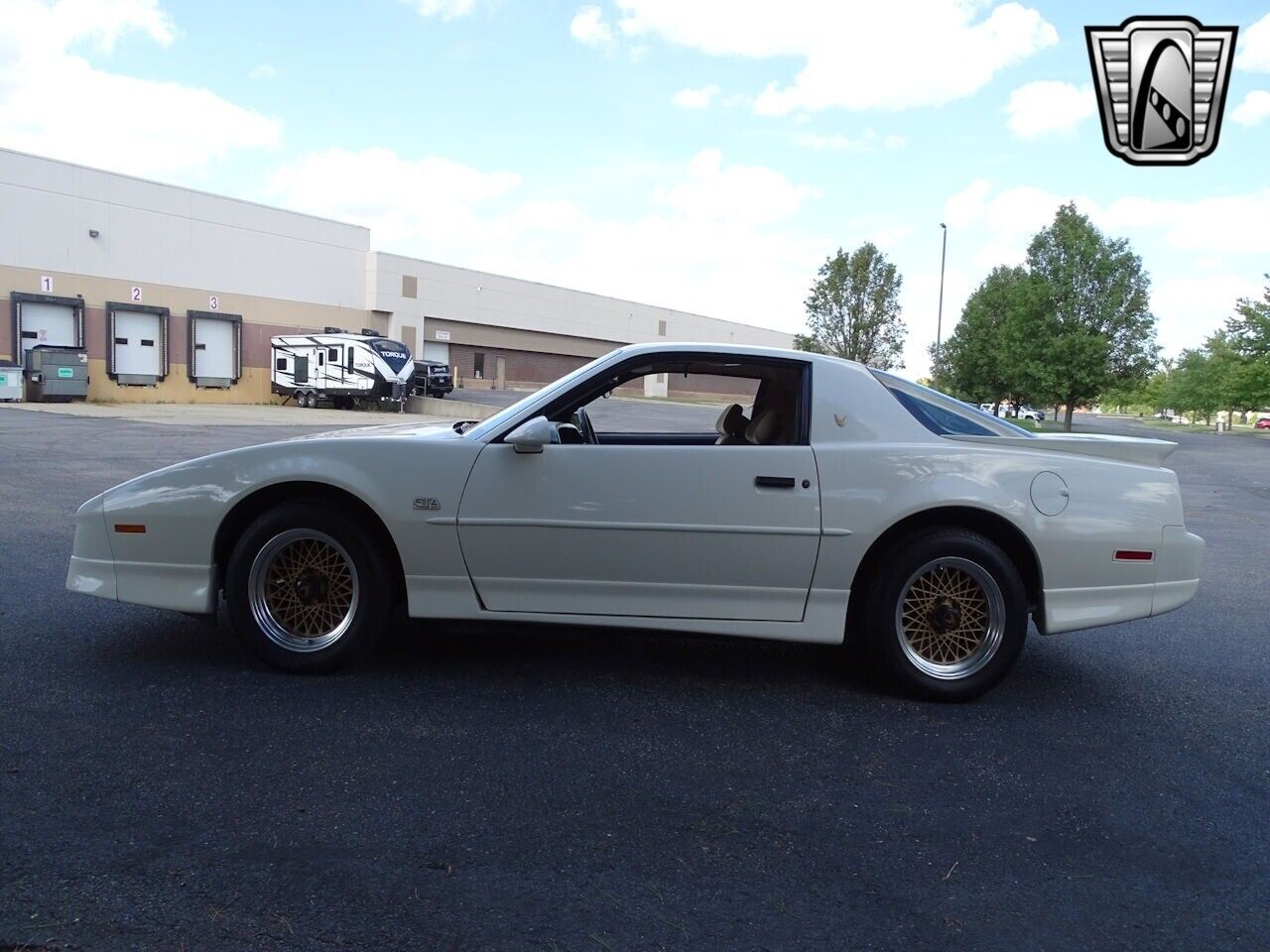 Pontiac-Firebird-Coupe-1987-3