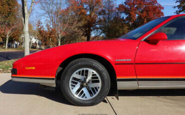 Pontiac-Firebird-Coupe-1988-3