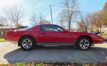 Pontiac-Firebird-Coupe-1988-8