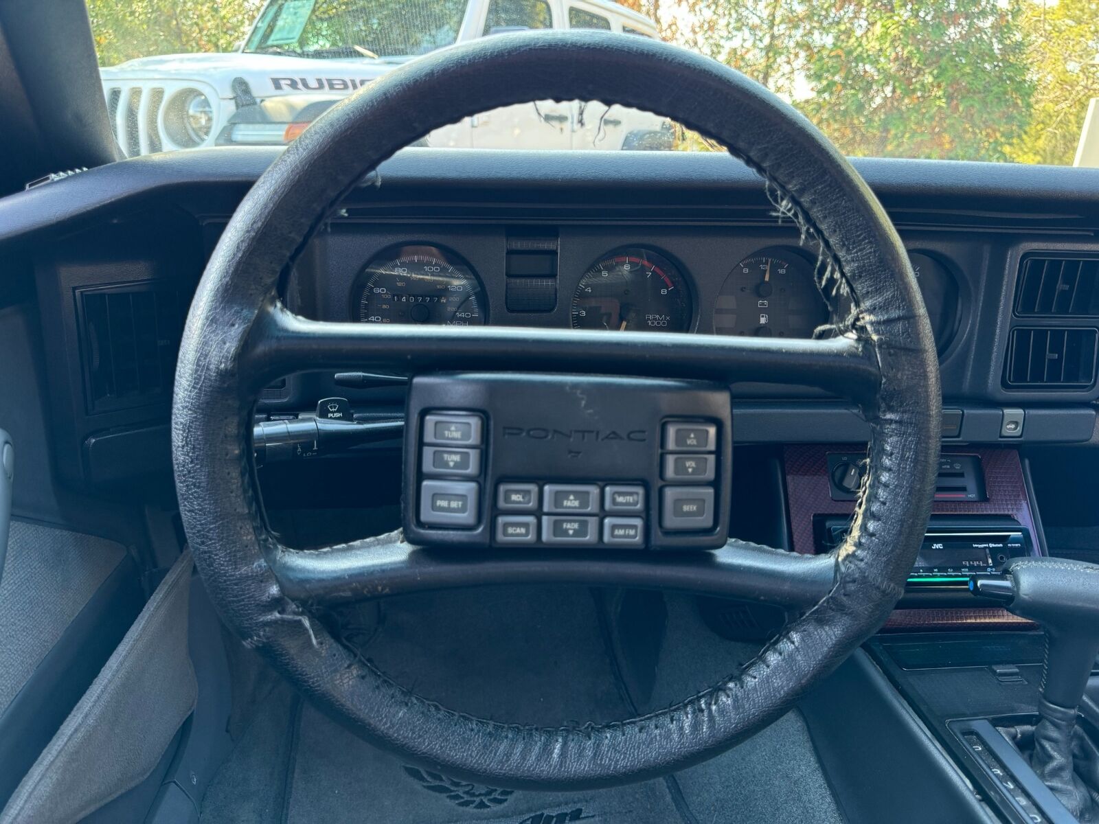 Pontiac-Firebird-Coupe-1989-39