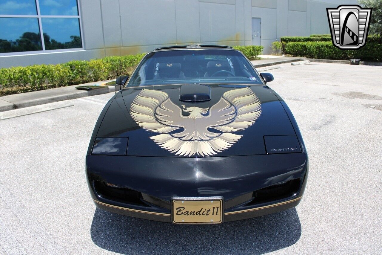 Pontiac-Firebird-Coupe-1991-2