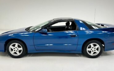 Pontiac-Firebird-Coupe-1994-1