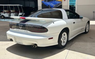 Pontiac-Firebird-Coupe-1995-4