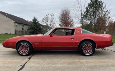 Pontiac-Firebird-redbird-1979-1