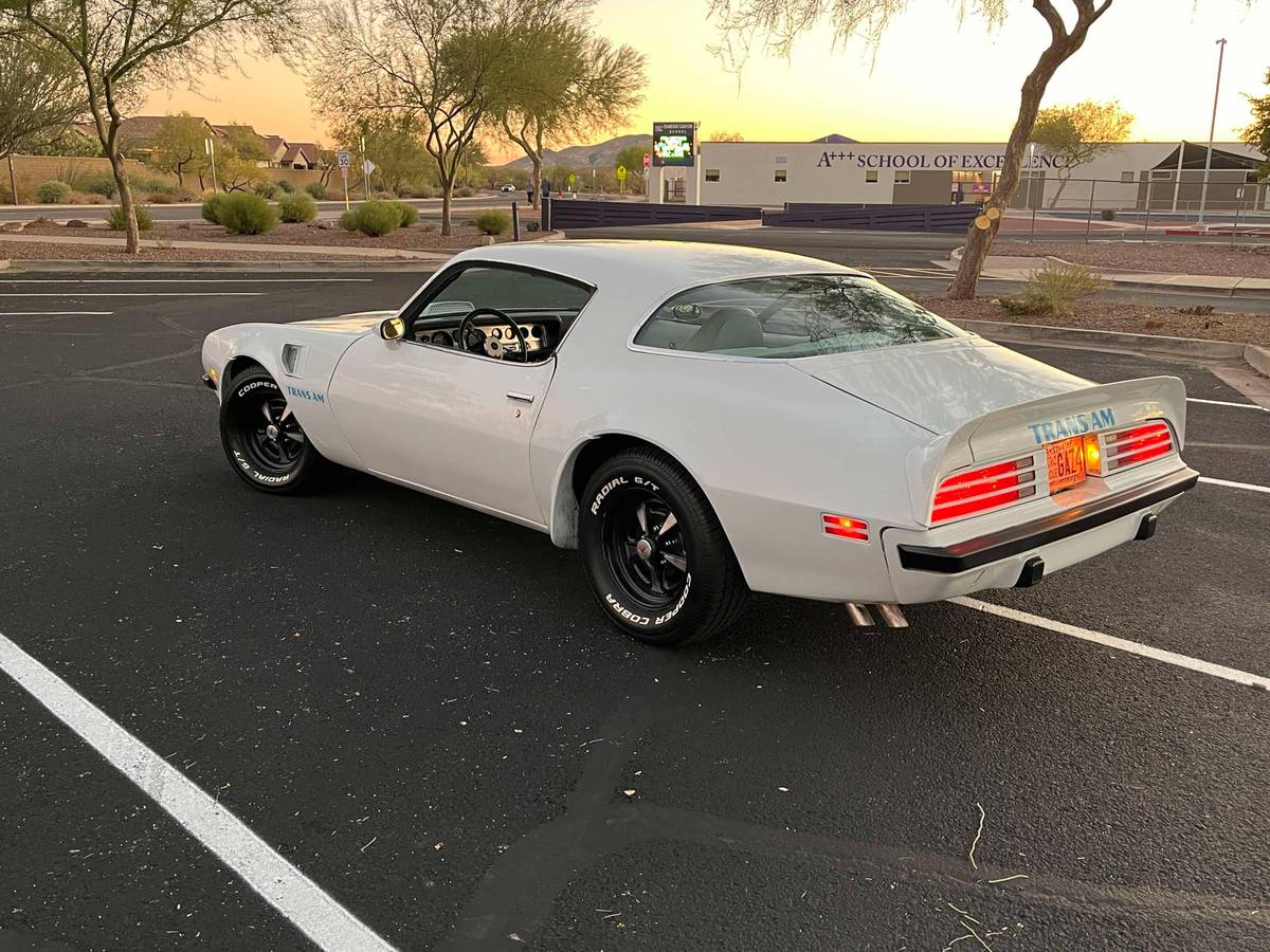 Pontiac-Firebird-trans-am-1975-5