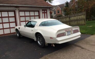 Pontiac-Firebird-trans-am-1977-15