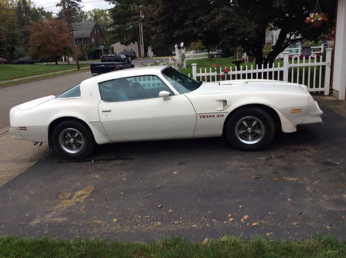 Pontiac-Firebird-trans-am-1977-3