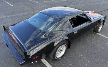 Pontiac-Firebird-trans-am-1979-4