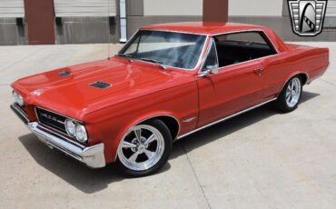 Pontiac-GTO-1964-2