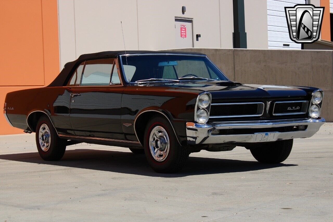 Pontiac-GTO-1965-6