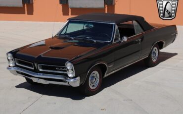 Pontiac-GTO-1965-8