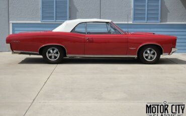 Pontiac-GTO-1966-3