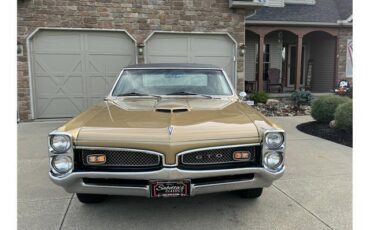 Pontiac-GTO-1967-1