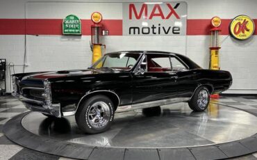 Pontiac-GTO-1967-2