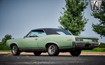 Pontiac-GTO-1967-4