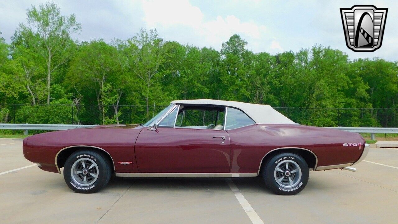 Pontiac-GTO-1968-3