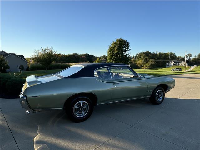 Pontiac-GTO-1969-12