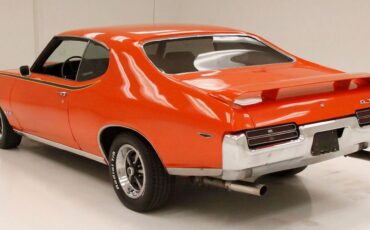 Pontiac-GTO-1969-2