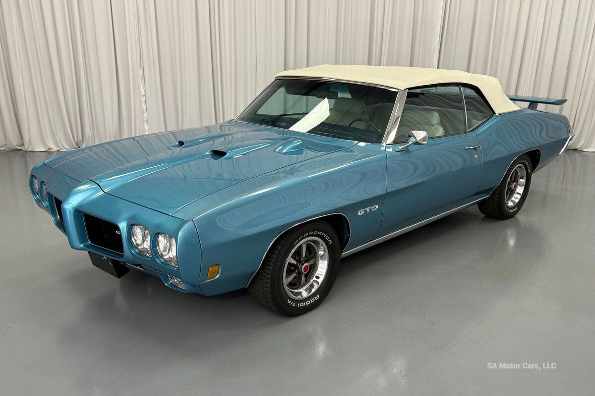 Pontiac-GTO-1970-1