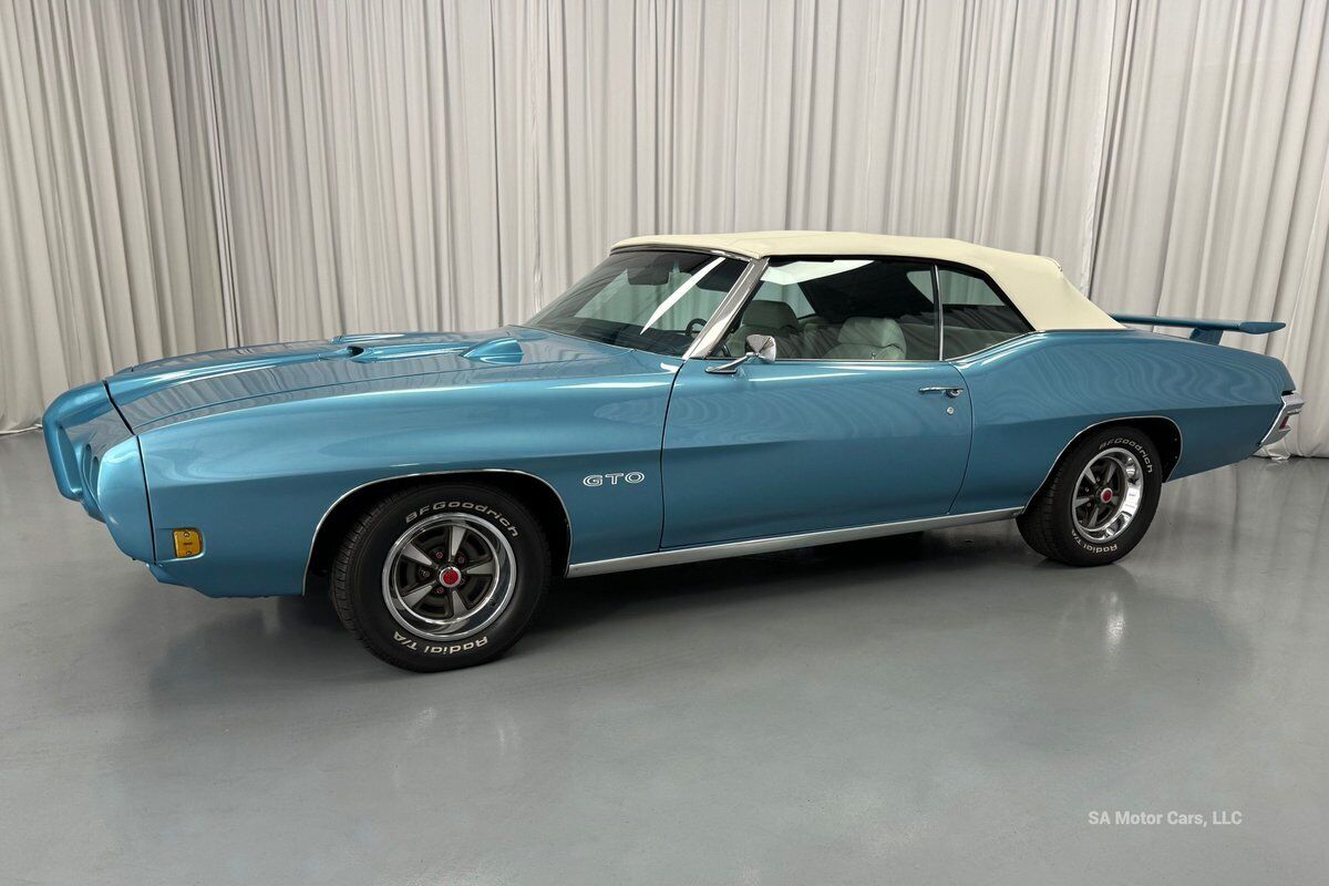 Pontiac-GTO-1970-17