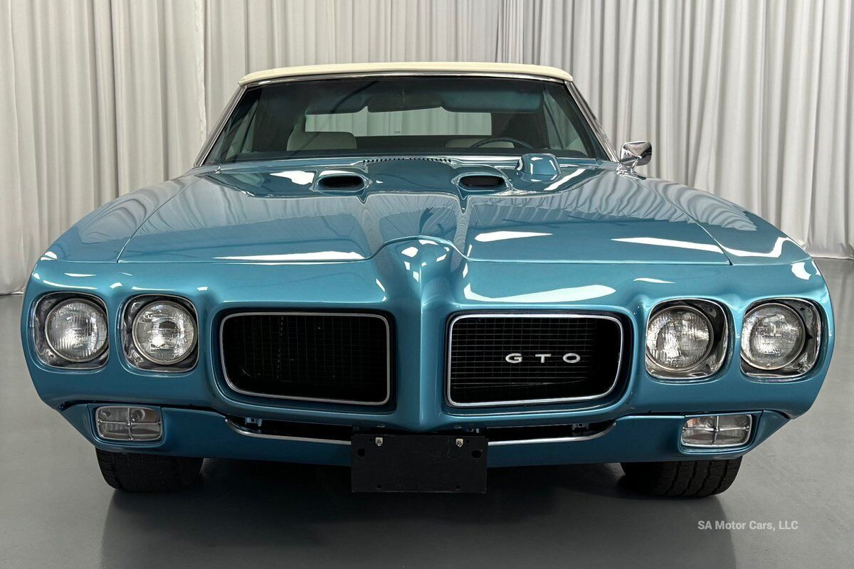 Pontiac-GTO-1970-24