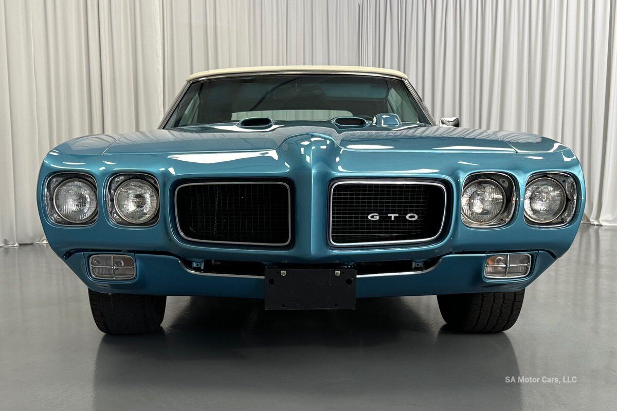 Pontiac-GTO-1970-25