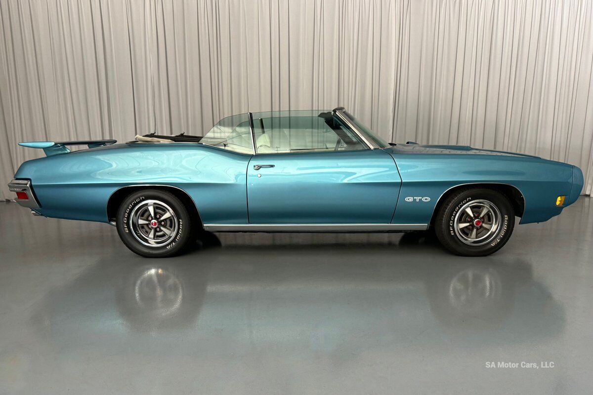 Pontiac-GTO-1970-34