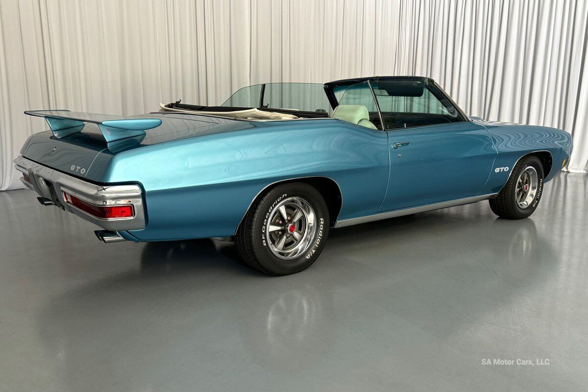 Pontiac-GTO-1970-36