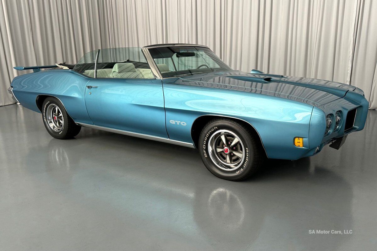 Pontiac-GTO-1970-4