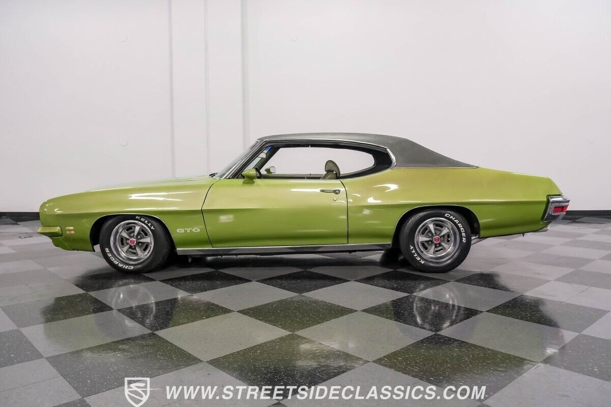 Pontiac-GTO-1971-2