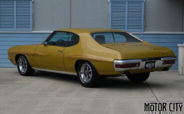 Pontiac-GTO-1971-4