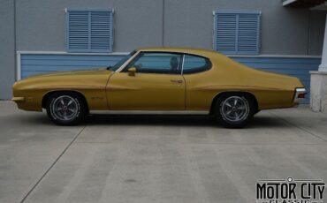 Pontiac-GTO-1971-5