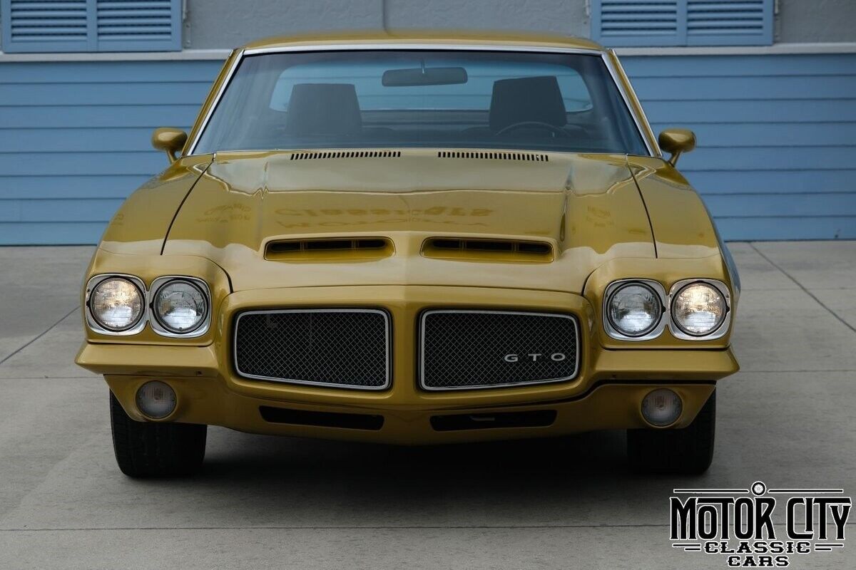 Pontiac-GTO-1971-8