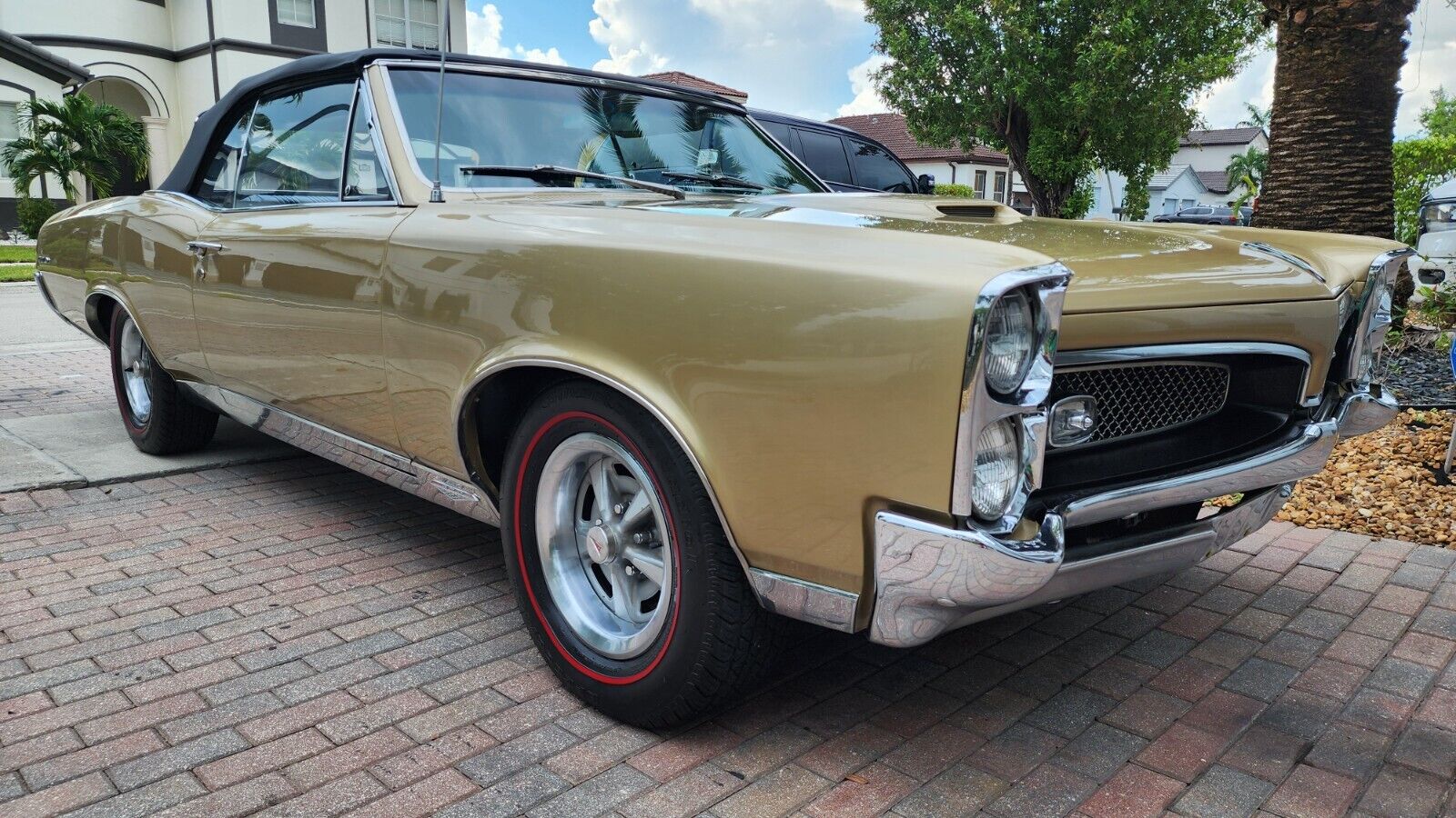 Pontiac-GTO-Cabriolet-1967-1