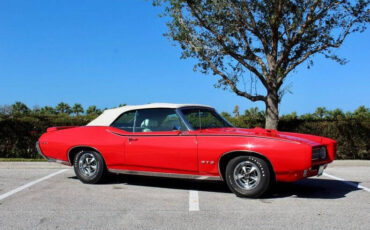 Pontiac-GTO-Cabriolet-1969-1