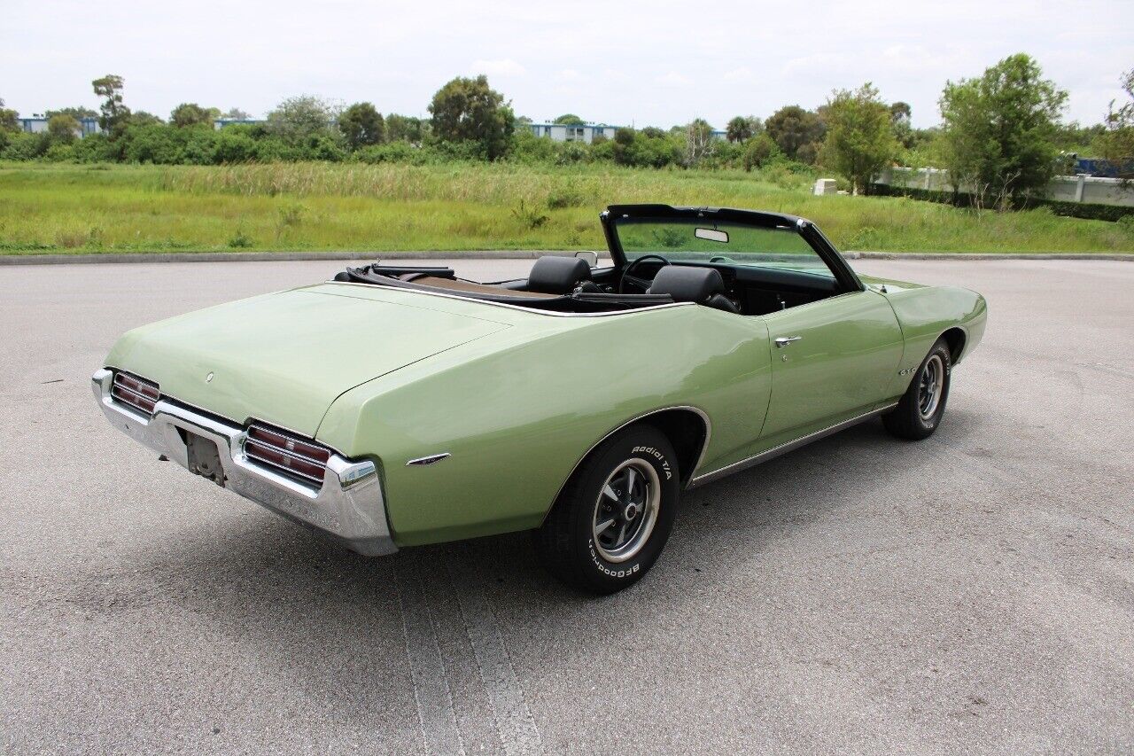 Pontiac-GTO-Cabriolet-1969-7