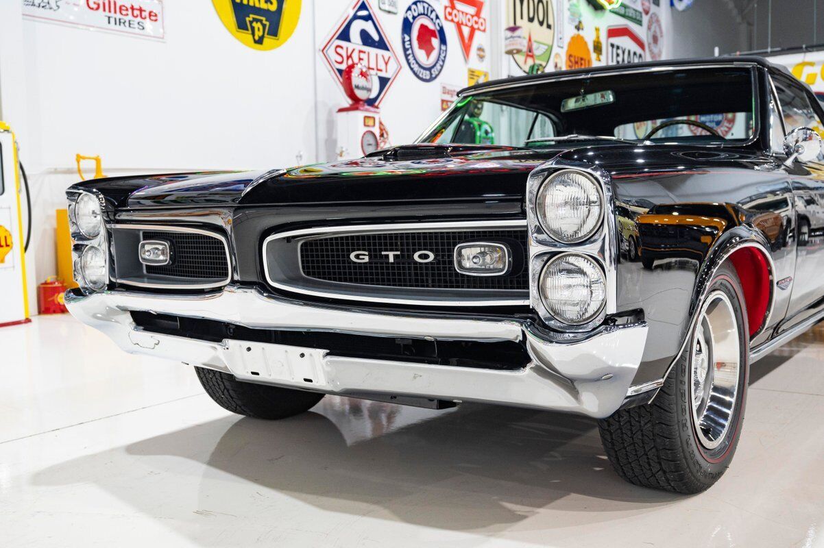 Pontiac-GTO-Convertible-1966-14