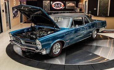 Pontiac-GTO-Coupe-1965-6