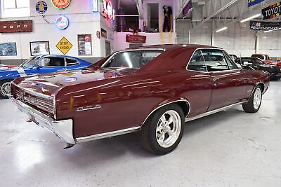 Pontiac-GTO-Coupe-1966-9